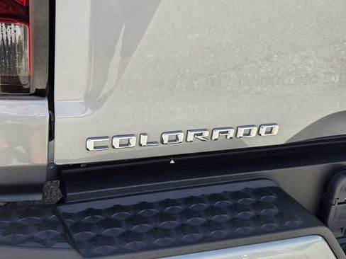 Used 2024 Chevrolet Colorado LT w/ LT Convenience Package RWD image 12