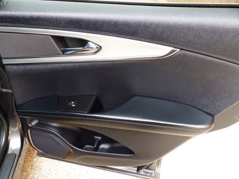 Used 2019 Lincoln Nautilus Premier image 25