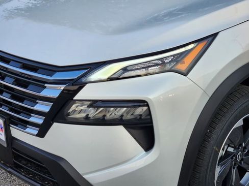 New 2026 Nissan Rogue SV image 6