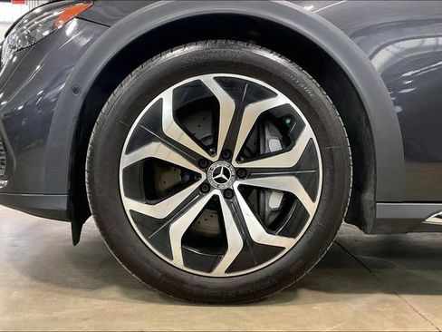 Used 2025 Mercedes-Benz E 450 4MATIC All-Terrain Wagon image 9