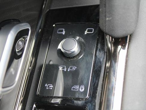 New 2025 Land Rover Range Rover Sport SV Edition Two image 21