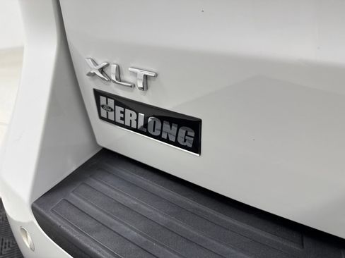 Used 2022 Ford Expedition XLT AWD/4WD image 18