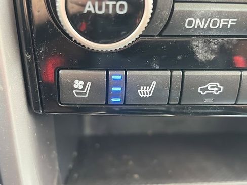 Used 2020 Subaru Ascent Touring image 47