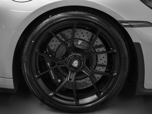 Used 2022 Porsche 911 GT3 image 15