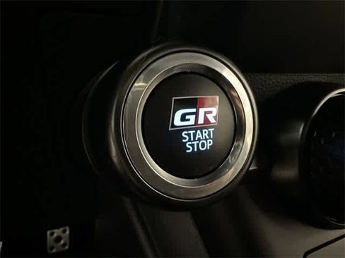 Used 2023 Toyota GR86 10th Anniversary SE image 10