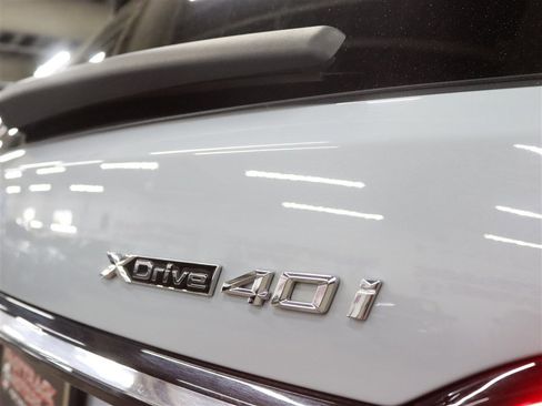 Used 2023 BMW X7 xDrive40i w/ Executive Package AWD/4WD image 13