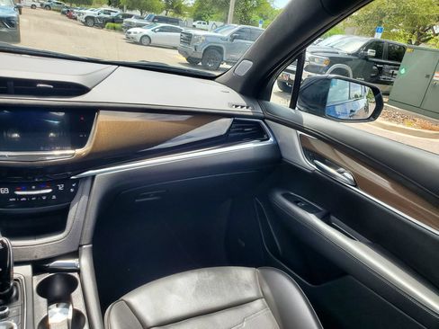 Used 2025 Cadillac XT6 Sport w/ Platinum Package AWD/4WD image 15