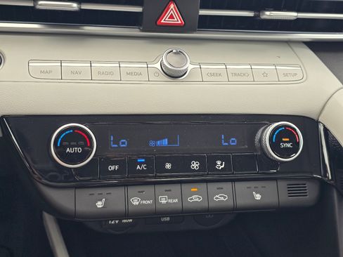 New 2026 Hyundai Elantra Limited w/ Cargo Package FWD image 19