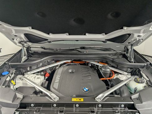 New 2026 BMW X5 xDrive50e w/ M Sport Package image 20