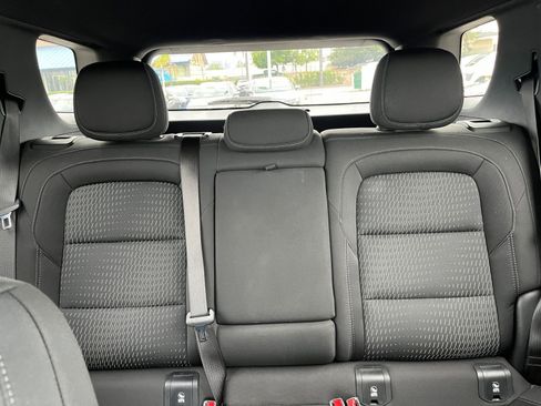 Used 2025 Chevrolet Equinox LT image 39