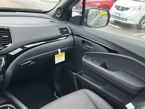 New 2026 Honda Ridgeline Black Edition image 22