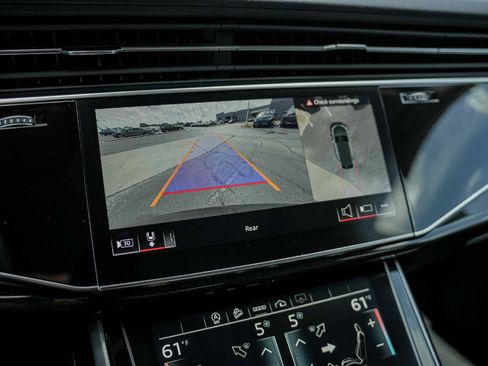 Certified 2024 Audi Q8 Premium Plus w/ Premium Plus Package image 19