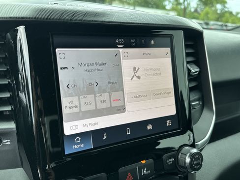 New 2026 RAM 1500 Express AWD/4WD image 19