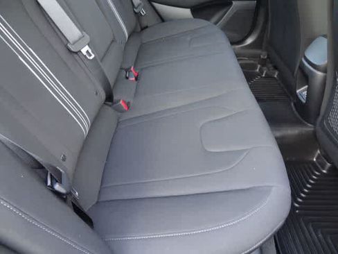 Used 2024 Hyundai Elantra SEL w/ Convenience Package FWD image 11