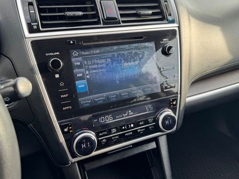 Used 2018 Subaru Outback 2.5i Limited image 24