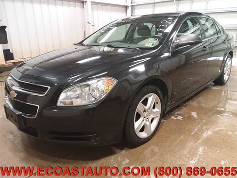 Used 2011 Chevrolet Malibu LS image 2