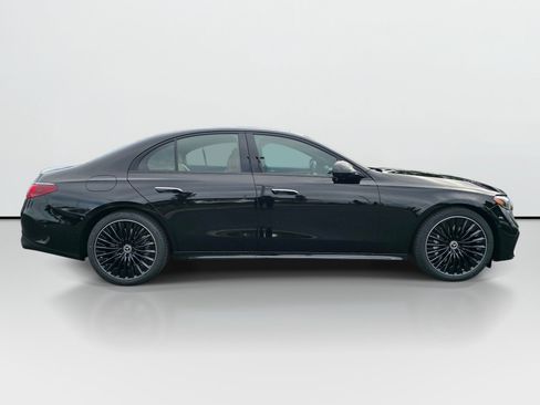 New 2026 Mercedes-Benz E 450 4MATIC Sedan image 6