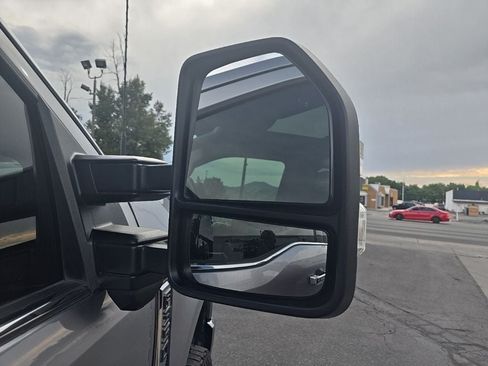 Used 2024 Ford F350 Lariat w/ Lariat Ultimate Package AWD/4WD image 32