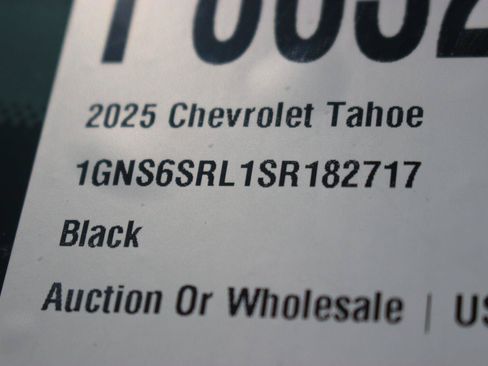 Used 2025 Chevrolet Tahoe Premier AWD/4WD image 47