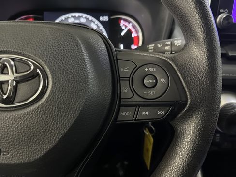 Used 2025 Toyota RAV4 LE FWD image 29