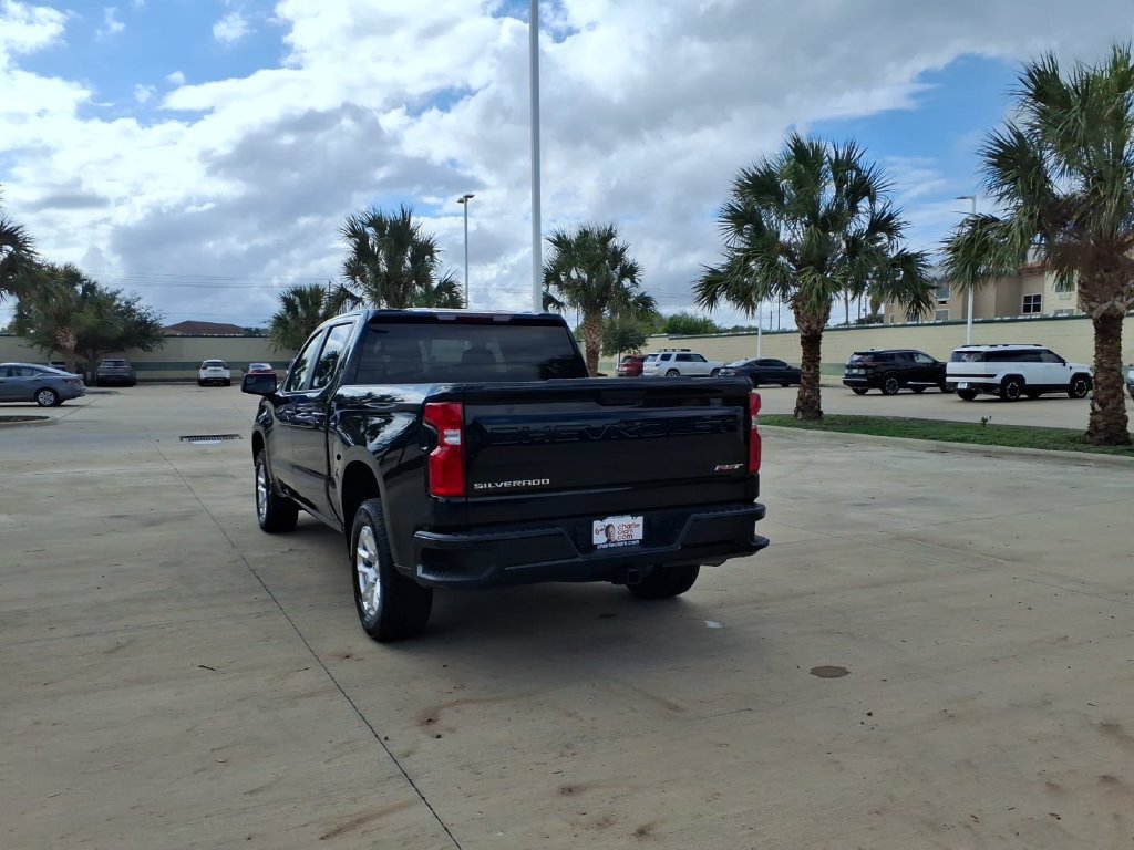 Used 2026 Chevrolet Silverado 1500 RST AWD/4WD image 3