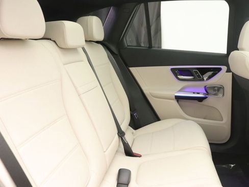 New 2026 Mercedes-Benz GLC 350e 4MATIC image 10