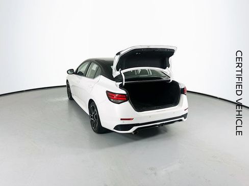 Certified 2024 Nissan Sentra SR FWD image 24