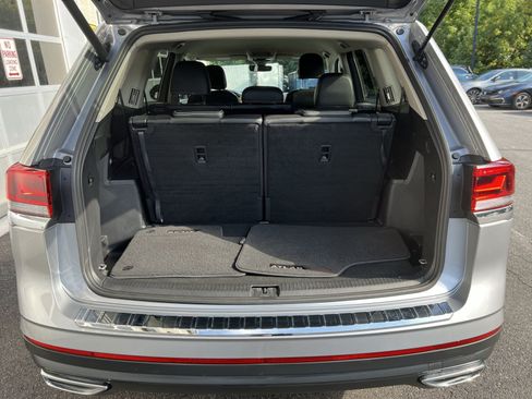 Used 2024 Volkswagen Atlas SE AWD/4WD image 26