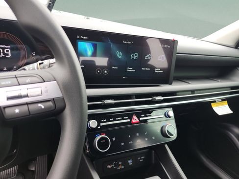 New 2026 Hyundai Tucson SEL FWD image 11