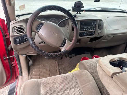 Used 2002 Ford F150 XLT RWD image 11