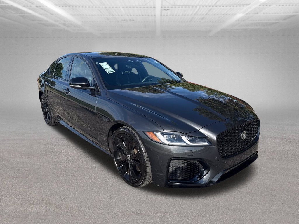 Used 2024 Jaguar XF R-Dynamic SE AWD/4WD image 5