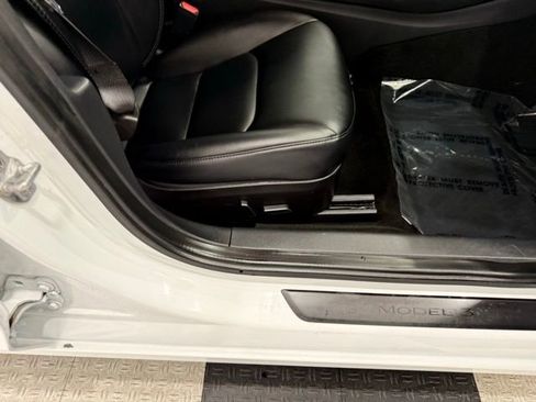 Used 2021 Tesla Model 3 Standard Range Plus RWD image 21