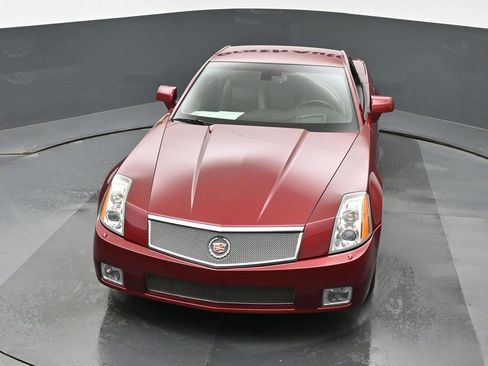 Used 2007 Cadillac XLR V RWD image 21