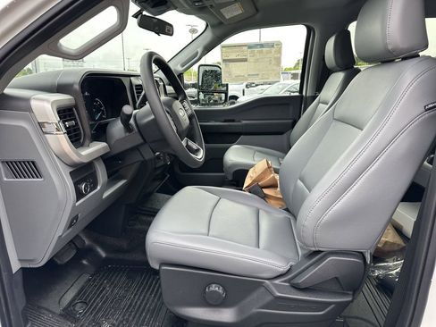 New 2025 Ford F350 XL w/ XL Chrome Package image 17