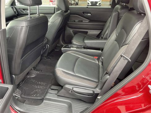 Certified 2023 Nissan Pathfinder SL w/ SL Premium Package image 15