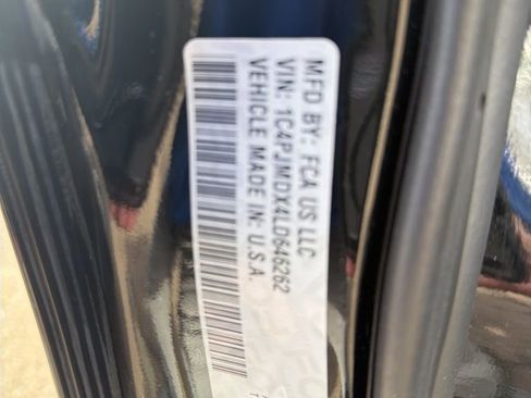 Certified 2020 Jeep Cherokee Limited AWD/4WD image 17