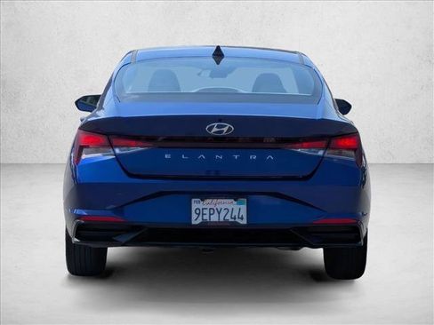 Used 2023 Hyundai Elantra SEL w/ Convenience Package FWD image 6