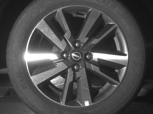 Used 2025 Nissan Versa SV image 15