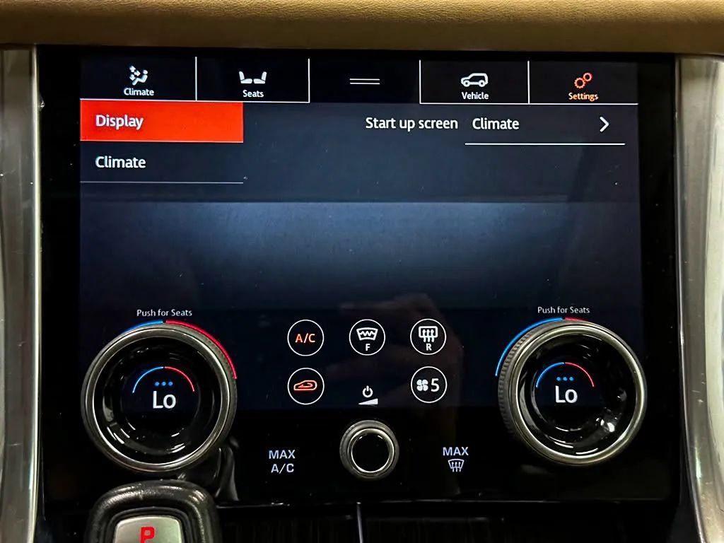 Used 2019 Land Rover Range Rover Sport Supercharged AWD/4WD image 46