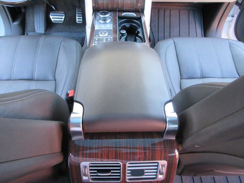 Used 2017 Land Rover Range Rover Supercharged image 45