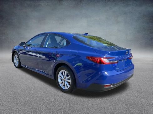 Used 2025 Toyota Camry LE FWD image 24