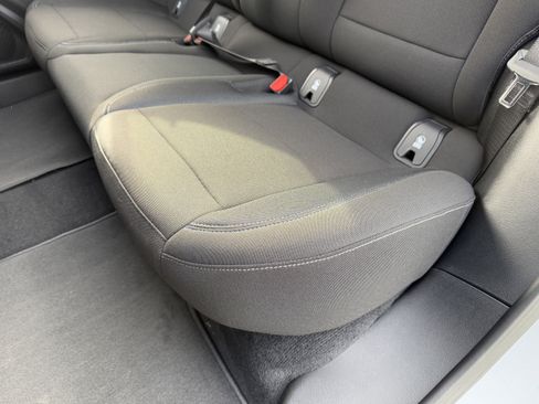 New 2026 Chevrolet Equinox EV LT image 30