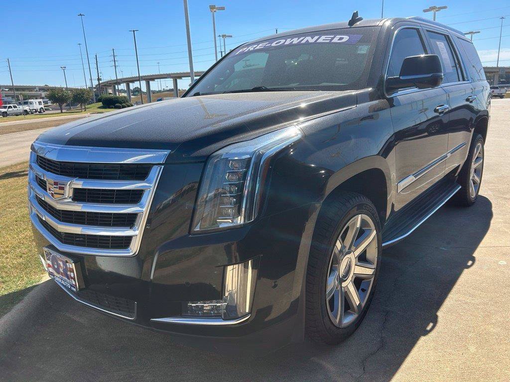 Used 2018 Cadillac Escalade Luxury AWD/4WD image 14