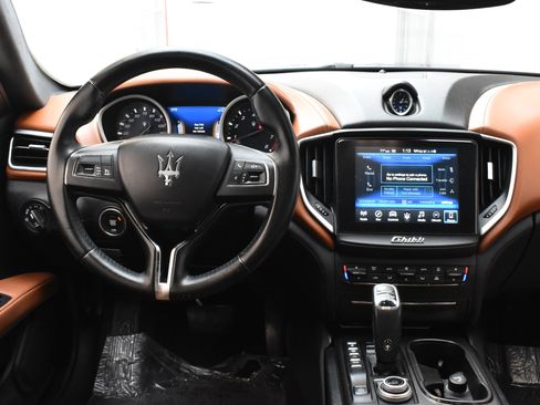 Used 2019 Maserati Ghibli image 30