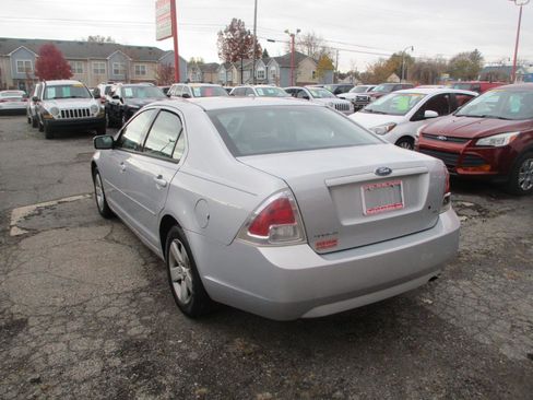 Used 2006 Ford Fusion SE FWD image 4