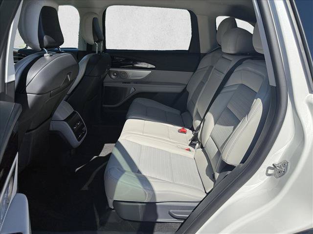 New 2026 Lincoln Nautilus Reserve AWD/4WD image 16