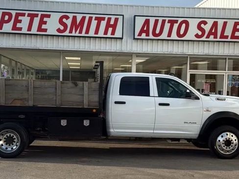 Used 2021 RAM 4500 Tradesman w/ Chrome Appearance Group AWD/4WD image 5