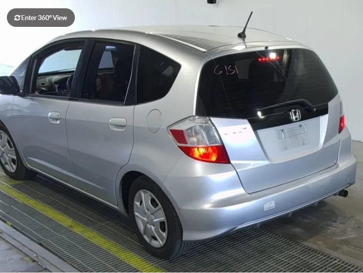 Used 2013 Honda Fit image 2