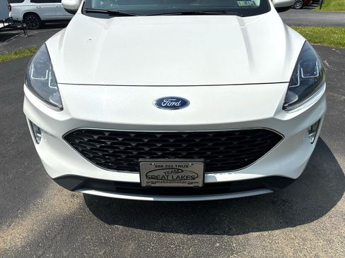 Used 2022 Ford Escape SEL w/ Technology Package image 9