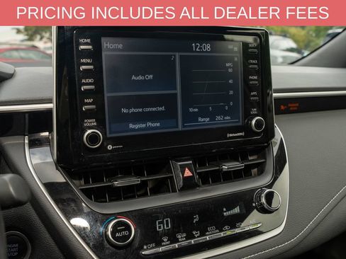 Used 2022 Toyota Corolla SE FWD image 11